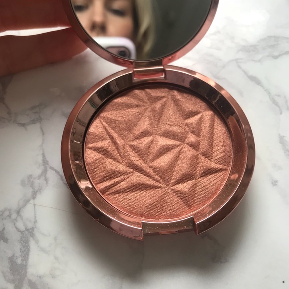 Becca Cosmetics Copper blush - Picture 2 of 5